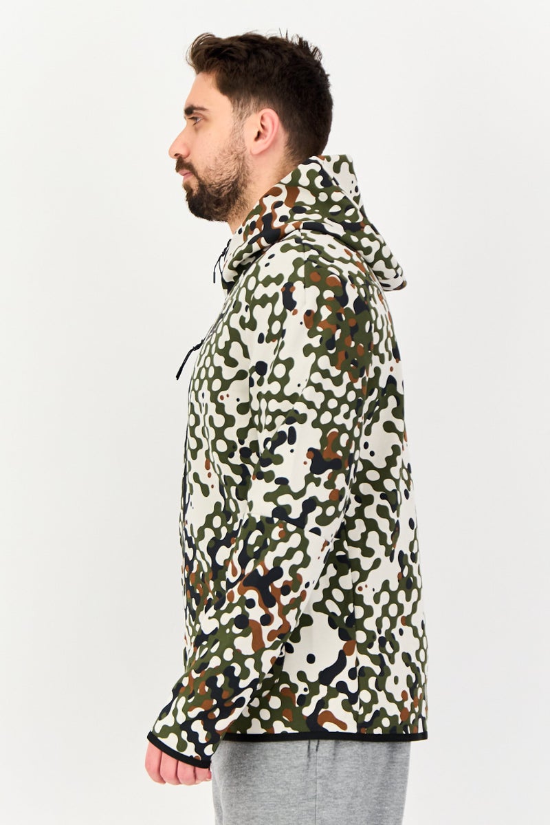 Nike Men Sportswear Fit Long Sleeve Camouflage Outdoor Hoodie, Multicolor - Image 2